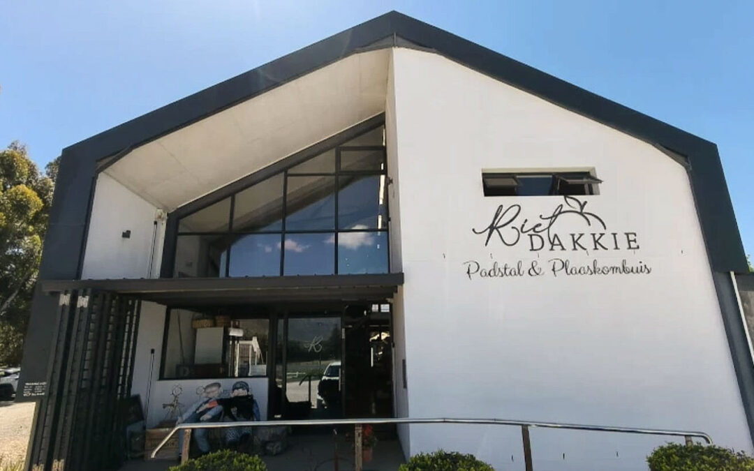 Next time you find yourself on the R43, make your stop count